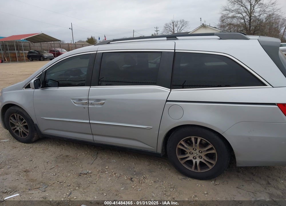 2011 HONDA ODYSSEY EX-L VIN: 5FNRL5H67BB071088
