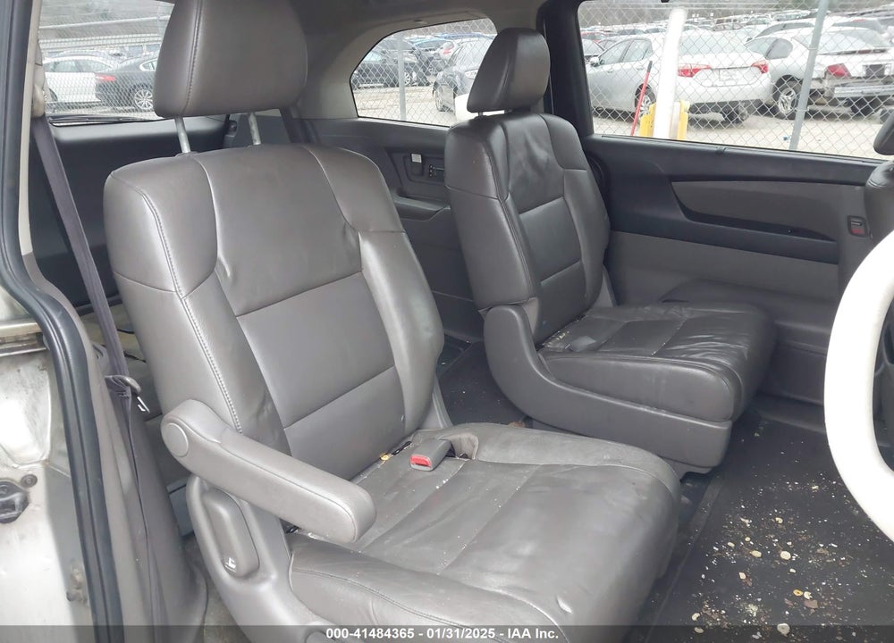 2011 HONDA ODYSSEY EX-L VIN: 5FNRL5H67BB071088