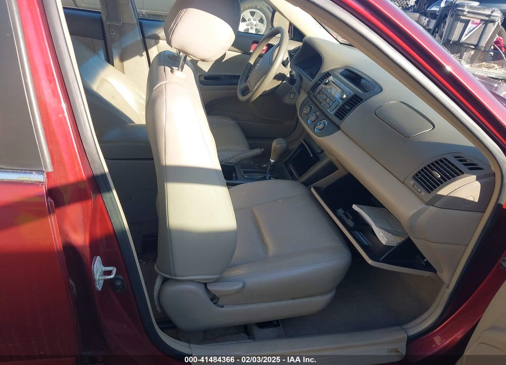 2005 TOYOTA CAMRY LE VIN: 4T1BE32K05U094189