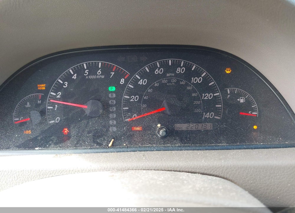 2005 TOYOTA CAMRY LE VIN: 4T1BE32K05U094189