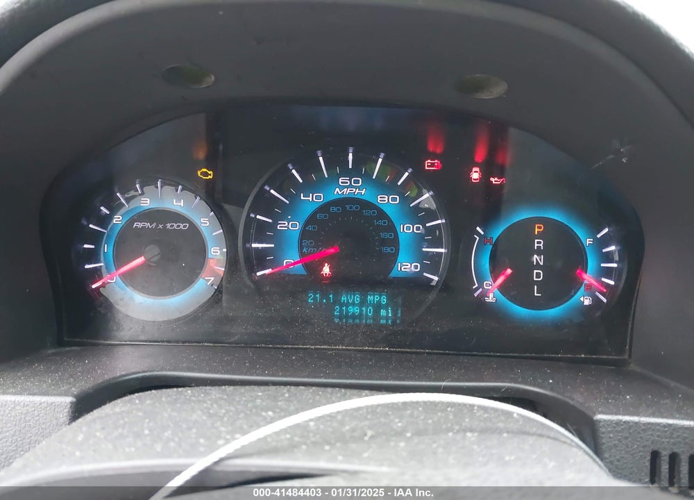 2011 FORD FUSION SE VIN: 3FAHP0HA2BR275177
