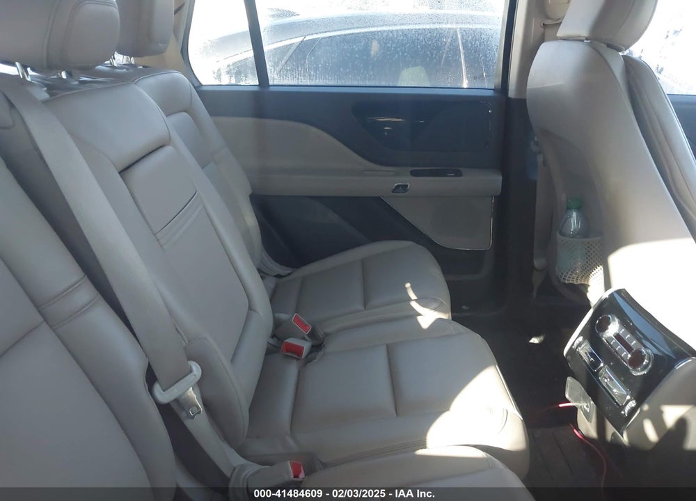 2023 LINCOLN AVIATOR VIN: 5LM5J6XC8PGL11174