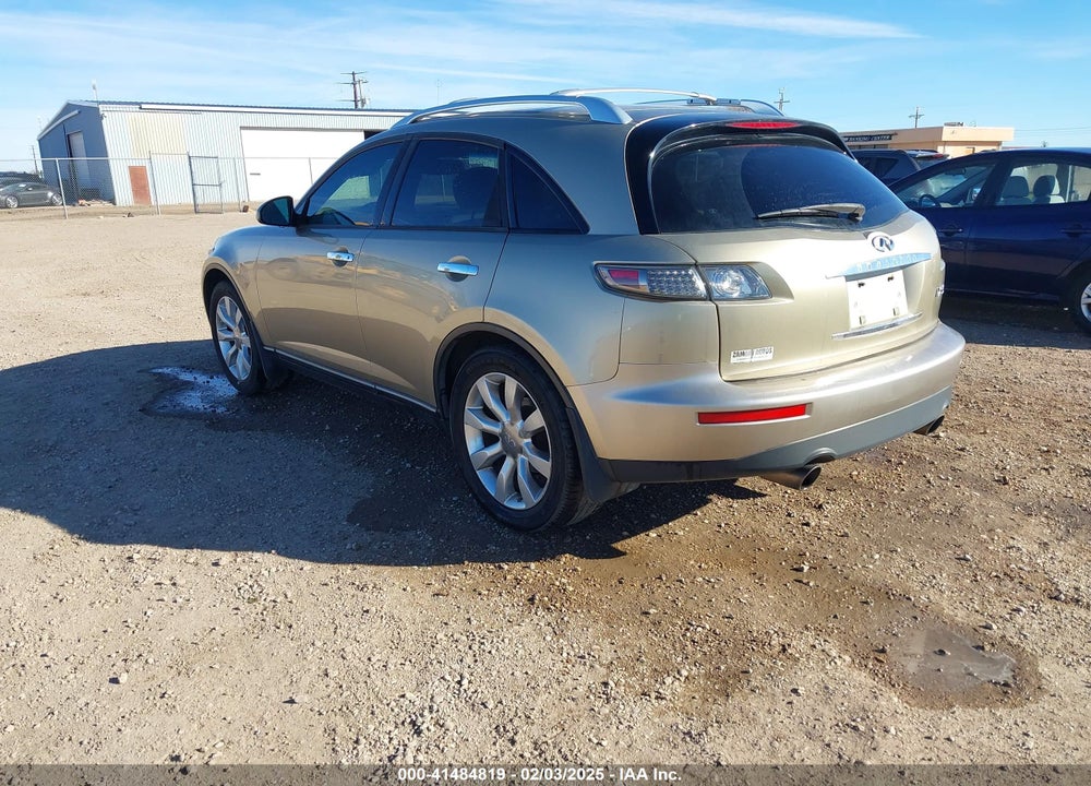 2005 INFINITI FX35 VIN: JNRAS08U45X105290
