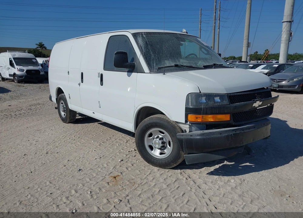 2020 CHEVROLET EXPRESS CARGO RWD 2500 REGULAR WHEELBASE WT VIN: 1GCWGAFG1L1220326