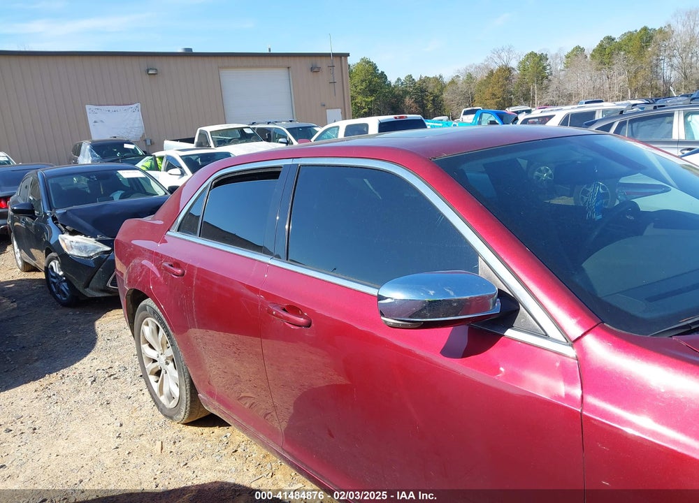 2016 CHRYSLER 300 VIN: 2C3CCARG3GH311510