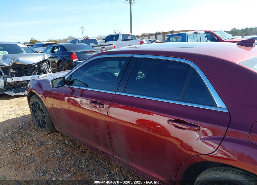 2016 CHRYSLER 300 VIN: 2C3CCARG3GH311510