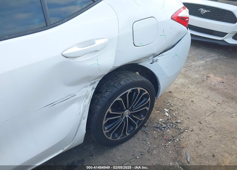 2015 TOYOTA COROLLA VIN: 2T1BURHE5FC470332