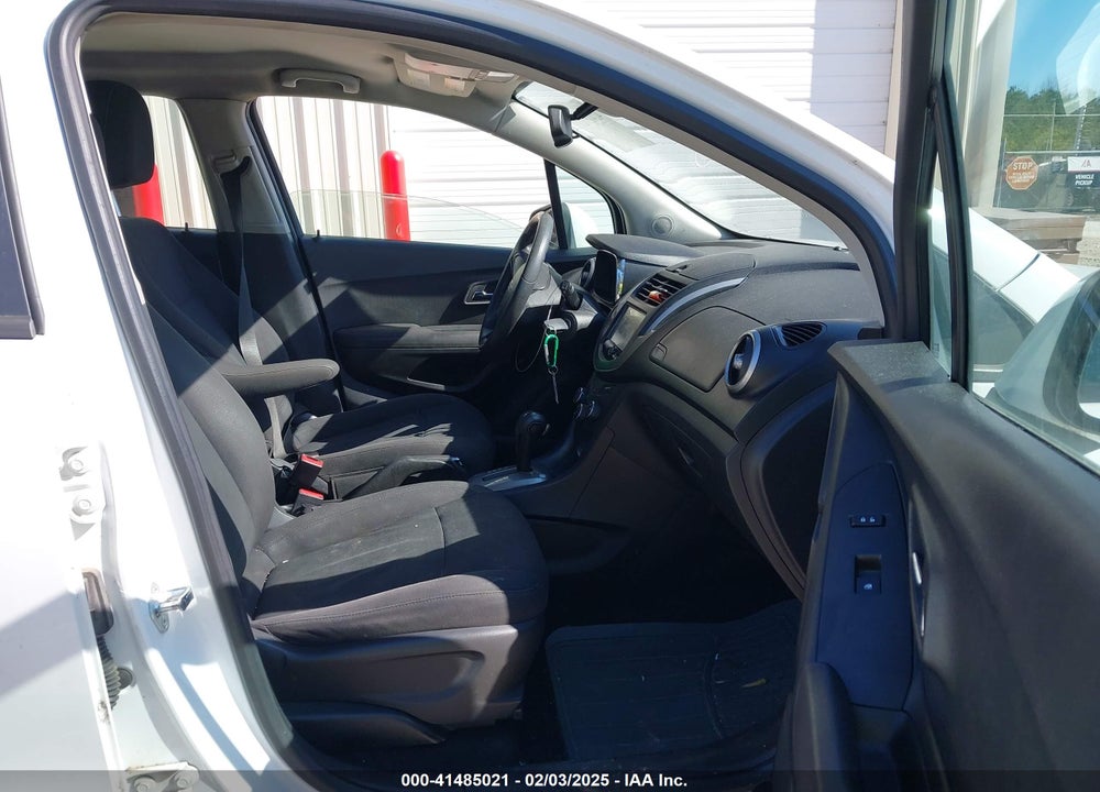 2015 CHEVROLET TRAX 1LS VIN: KL7CJKSB8FB081165