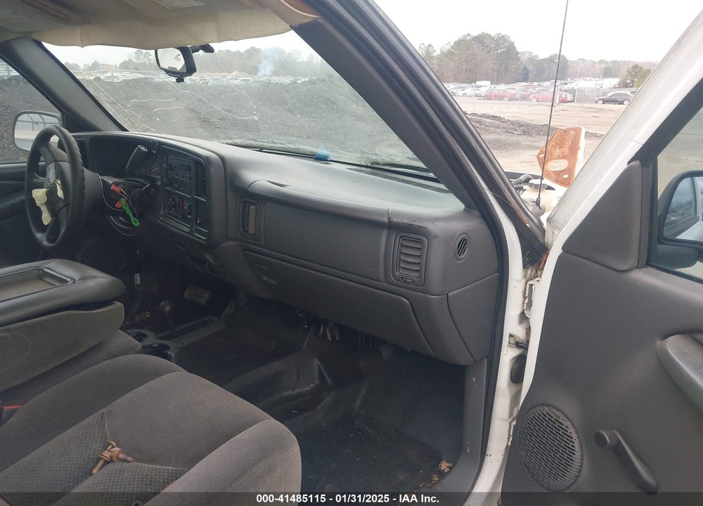 2005 CHEVROLET SILVERADO 1500 WORK TRUCK VIN: 1GCEK19V65E152928