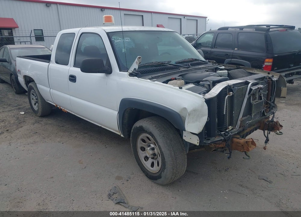 2005 CHEVROLET SILVERADO 1500 WORK TRUCK VIN: 1GCEK19V65E152928