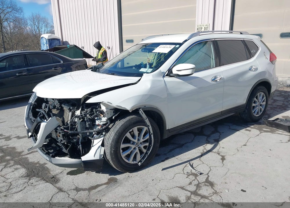 2017 NISSAN ROGUE VIN: JN8AT2MV6HW028010