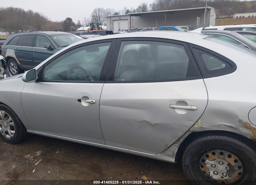 2010 HYUNDAI ELANTRA VIN: KMHDU4AD8AU019285