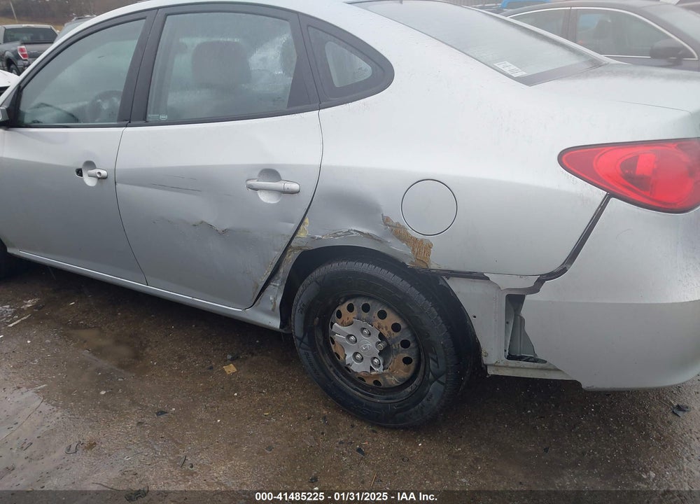 2010 HYUNDAI ELANTRA VIN: KMHDU4AD8AU019285