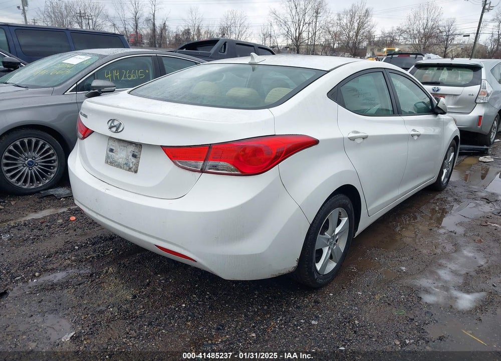 2013 HYUNDAI ELANTRA GLS VIN: 5NPDH4AE6DH374343