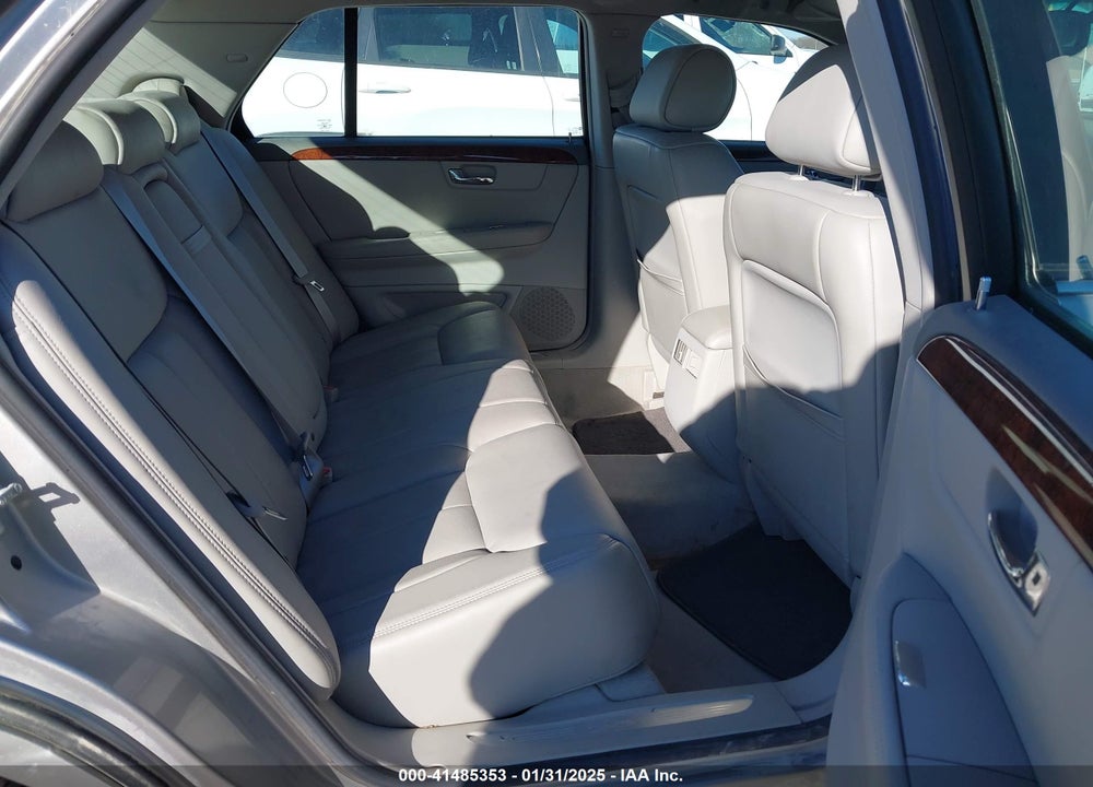 2007 CADILLAC DTS VIN: 1G6KD57Y97U198637