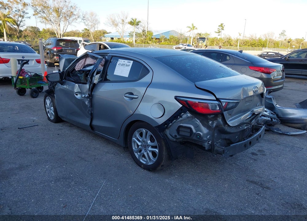 2016 SCION IA VIN: 3MYDLBZV3GY131427
