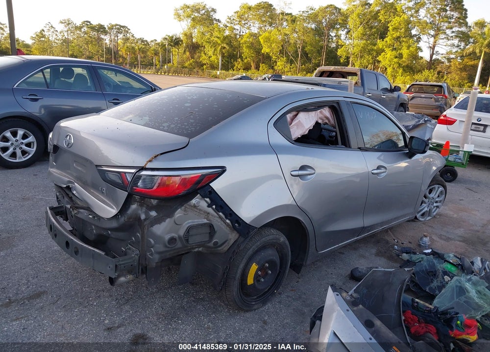 2016 SCION IA VIN: 3MYDLBZV3GY131427