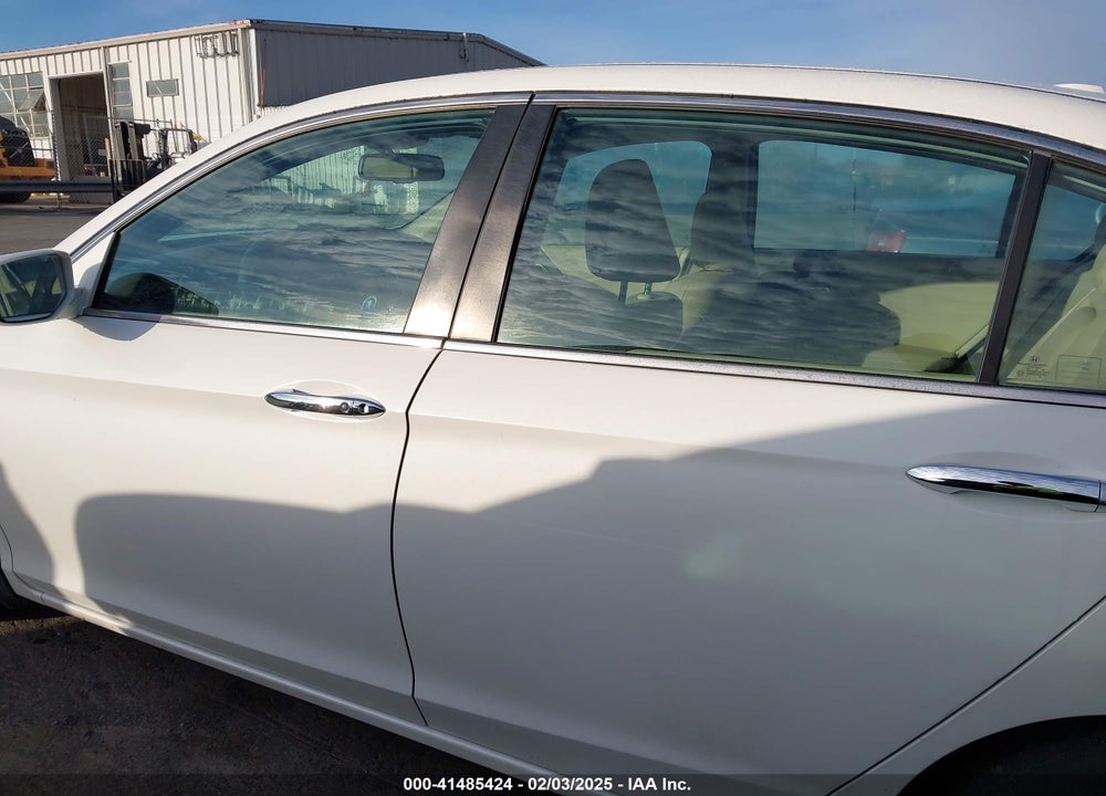 2014 HONDA ACCORD VIN: 1HGCR2F85EA009064