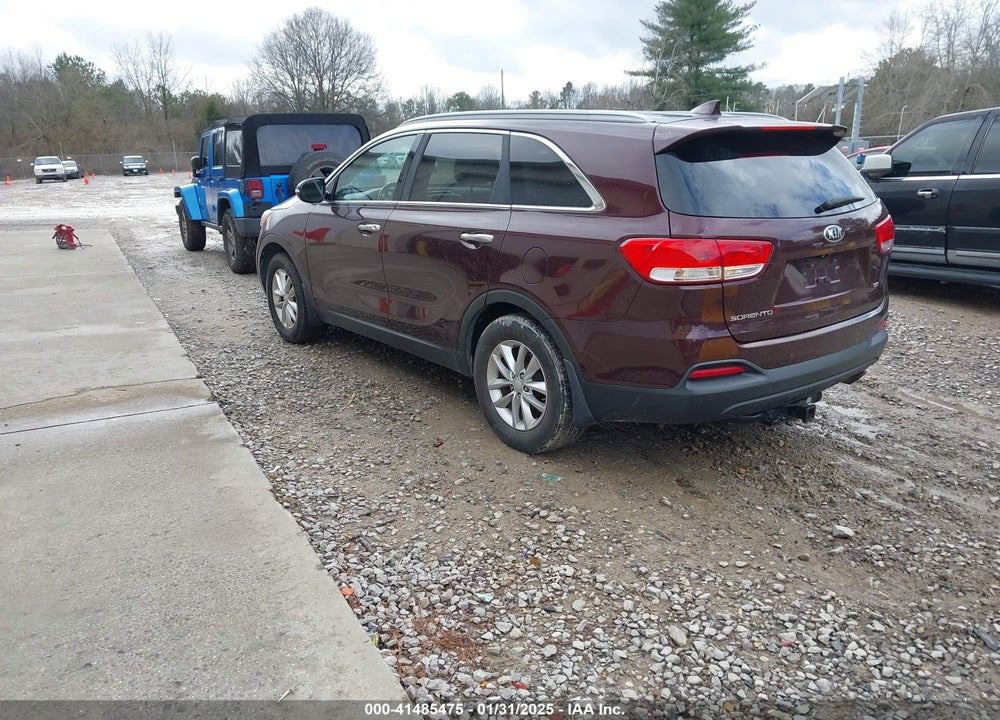 2016 KIA SORENTO 2.4L LX VIN: 5XYPG4A36GG126569