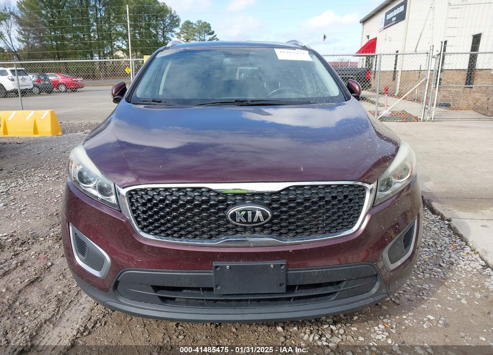 2016 KIA SORENTO 2.4L LX VIN: 5XYPG4A36GG126569