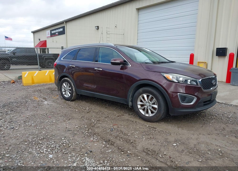 2016 KIA SORENTO 2.4L LX VIN: 5XYPG4A36GG126569