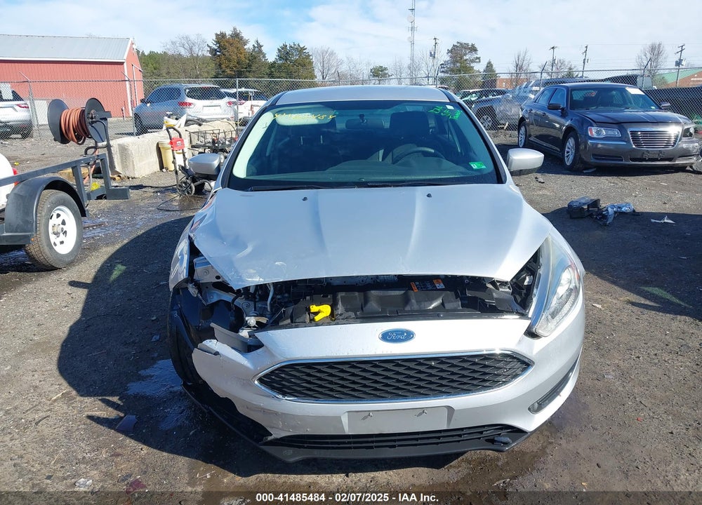 2018 FORD FOCUS VIN: 1FADP3FE5JL307736