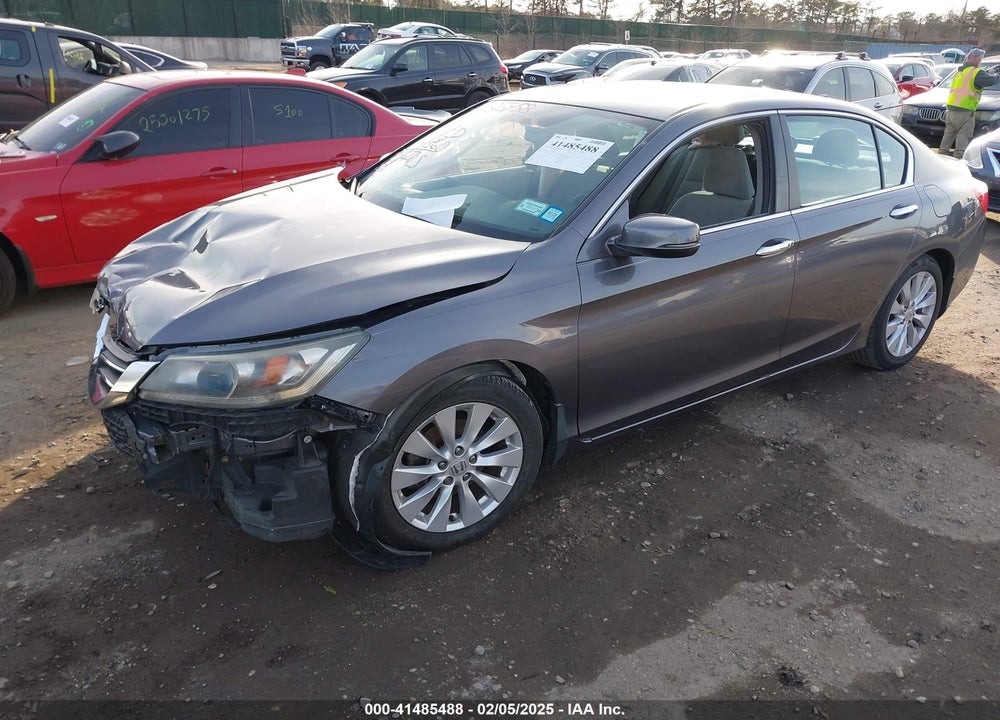 2014 HONDA ACCORD VIN: 1HGCR2F70EA120922