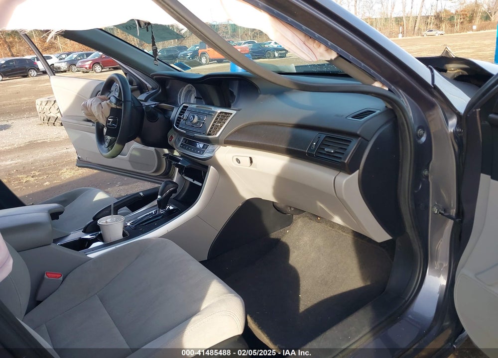 2014 HONDA ACCORD VIN: 1HGCR2F70EA120922