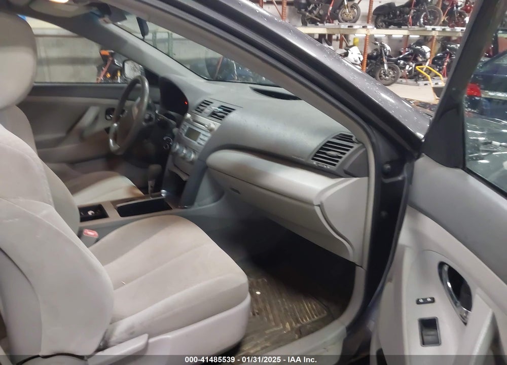 2009 TOYOTA CAMRY VIN: 4T4BE46K99R118324