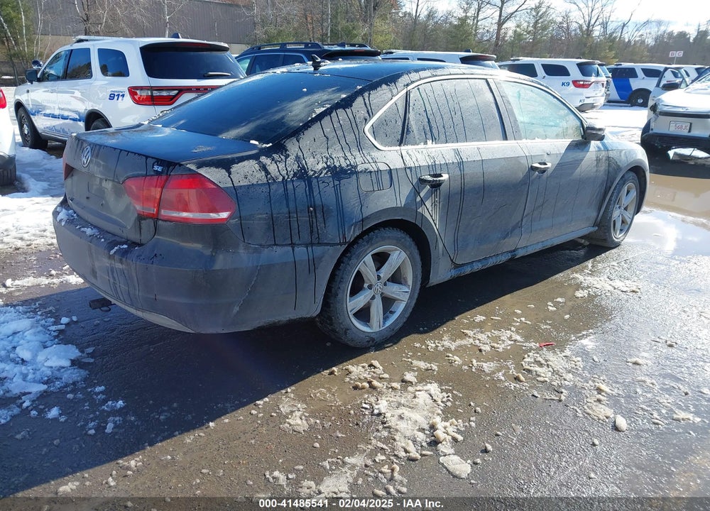 2012 VOLKSWAGEN PASSAT 2.5L SE VIN: 1VWBP7A3XCC009102