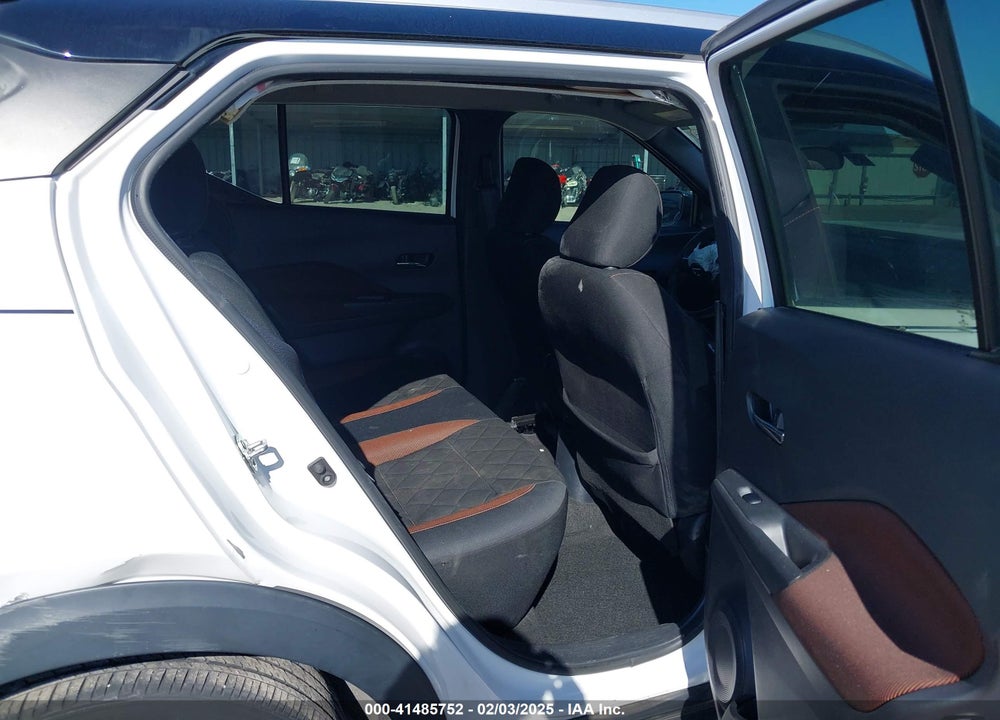 2019 NISSAN KICKS VIN: 3N1CP5CU4KL565977