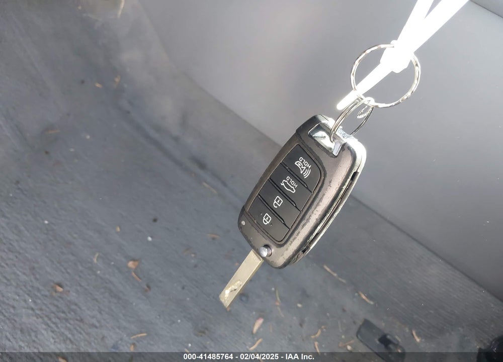 2021 HYUNDAI ELANTRA VIN: 5NPLL4AG6MH052183