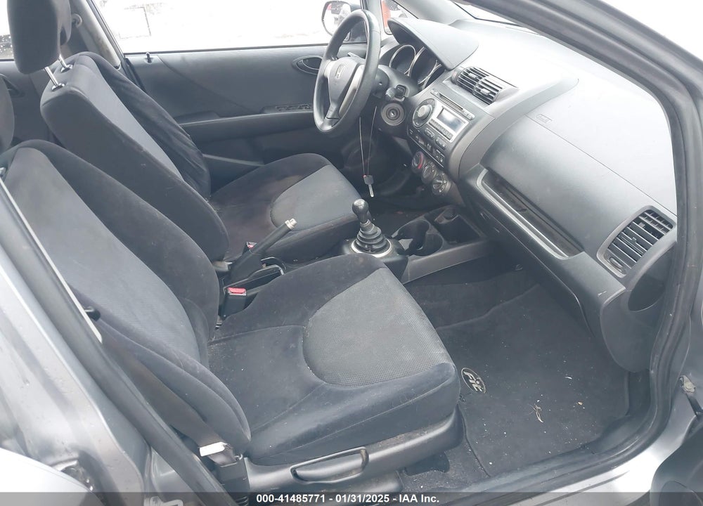 2007 HONDA FIT VIN: JHMGD37447S059305