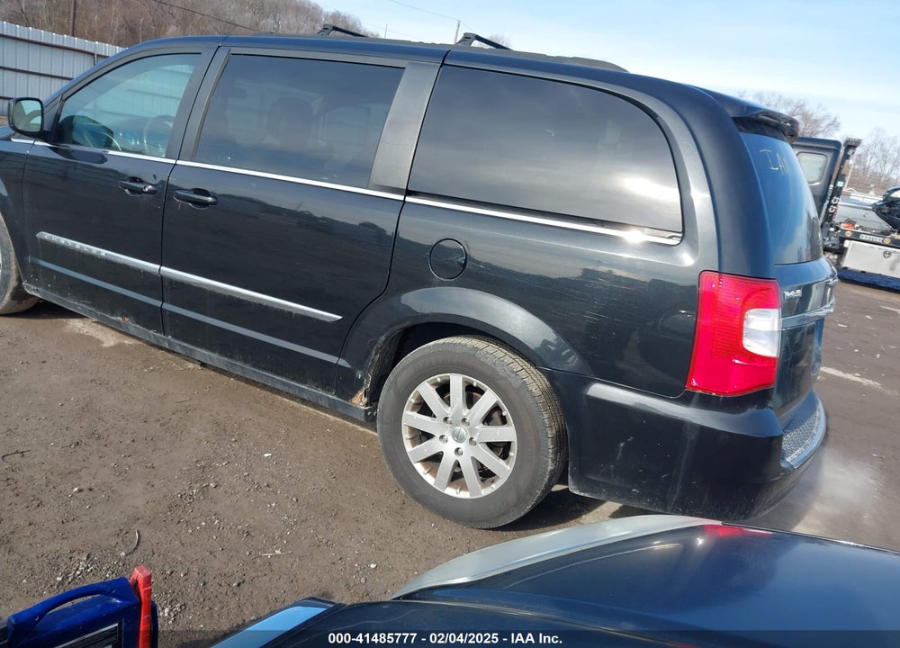 2011 CHRYSLER TOWN & COUNTRY TOURING-L VIN: 2A4RR8DG3BR619178
