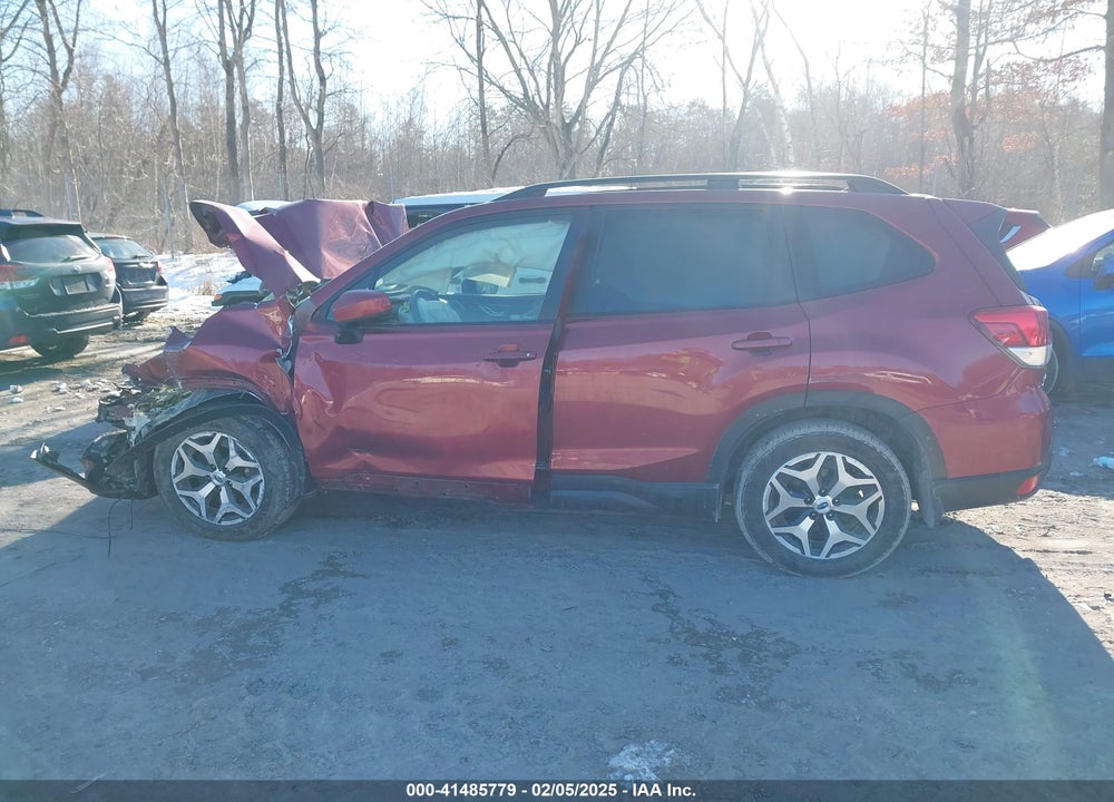 2020 SUBARU FORESTER VIN: JF2SKAJC0LH547939