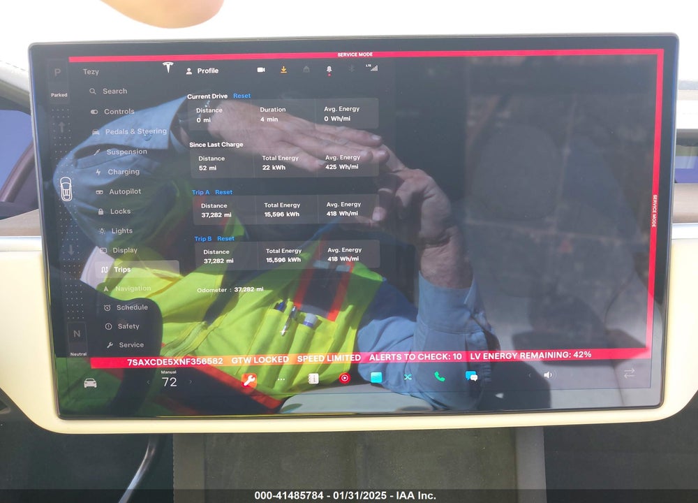 2022 TESLA MODEL X VIN: 7SAXCDE5XNF356582