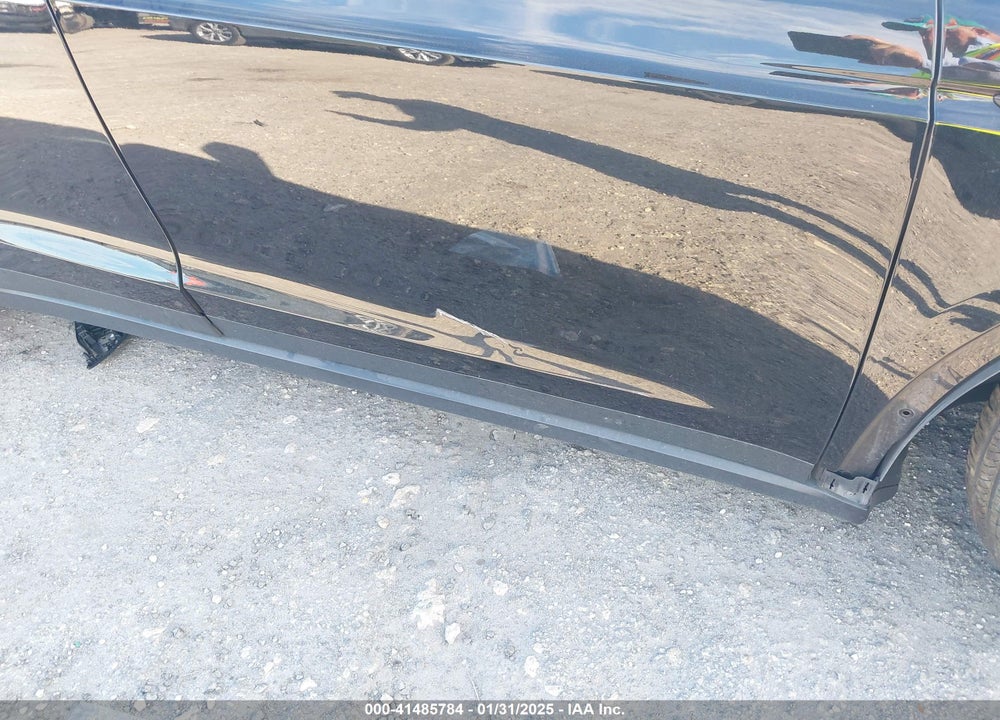 2022 TESLA MODEL X VIN: 7SAXCDE5XNF356582