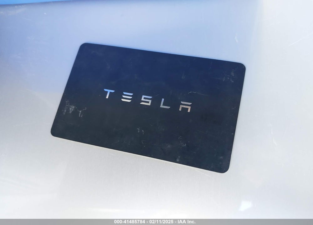 2022 TESLA MODEL X VIN: 7SAXCDE5XNF356582