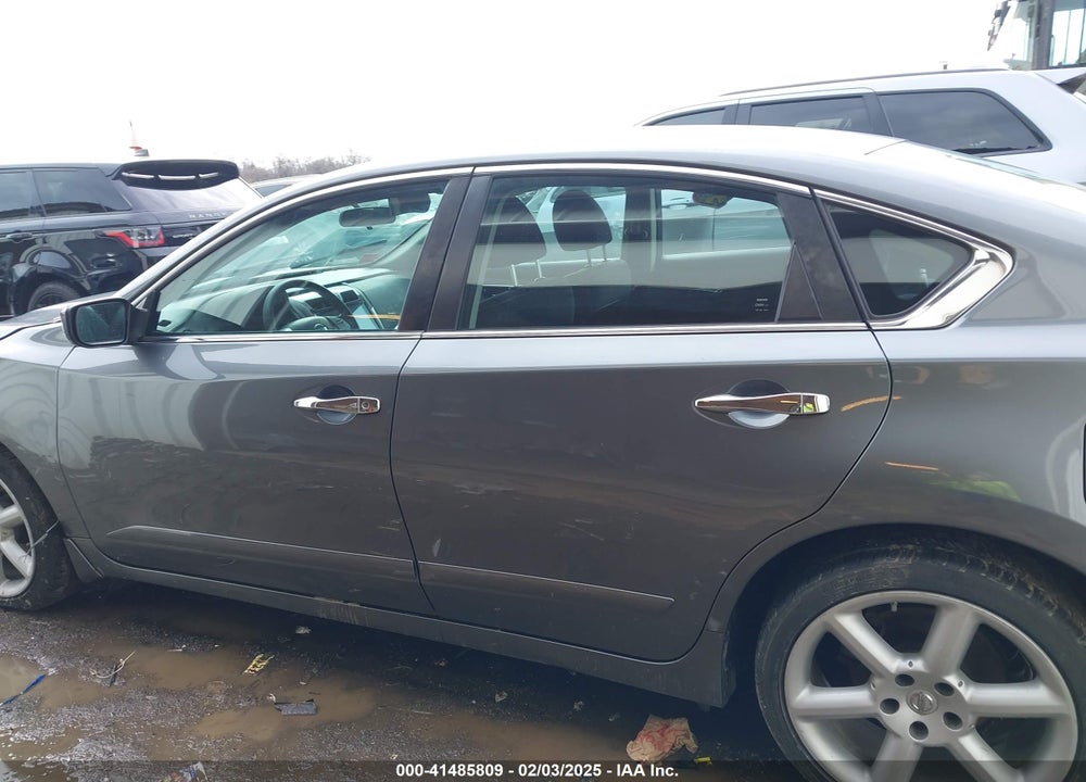 2017 NISSAN ALTIMA VIN: 1N4AL3AP8HC227283