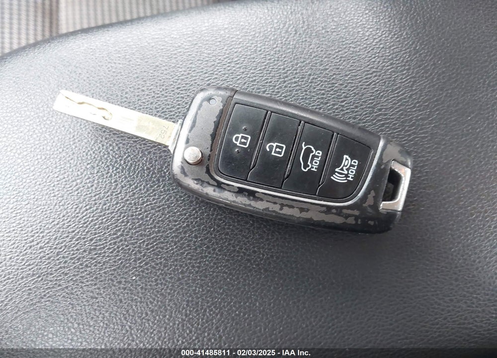 2021 HYUNDAI KONA VIN: KM8K12AA1MU645064