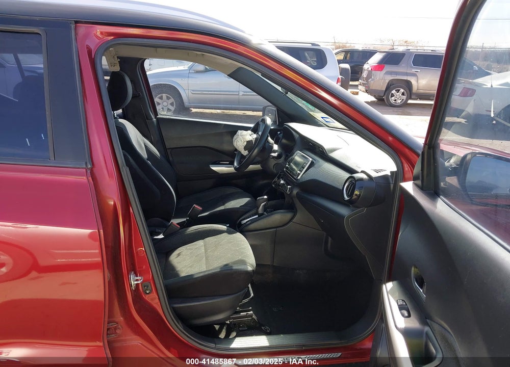 2018 NISSAN KICKS VIN: 3N1CP5CU5JL525597