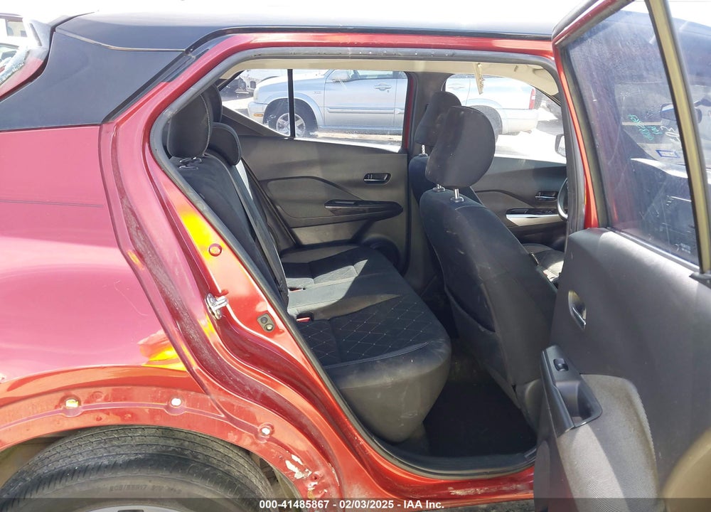 2018 NISSAN KICKS VIN: 3N1CP5CU5JL525597