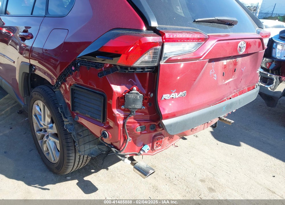 2019 TOYOTA RAV4 VIN: JTMC1RFV2KD019453