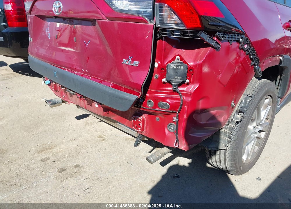 2019 TOYOTA RAV4 VIN: JTMC1RFV2KD019453