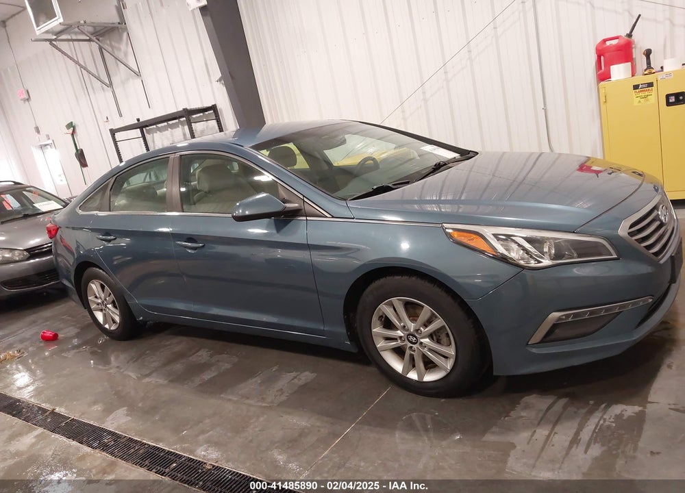 2015 HYUNDAI SONATA VIN: 5NPE24AFXFH214449