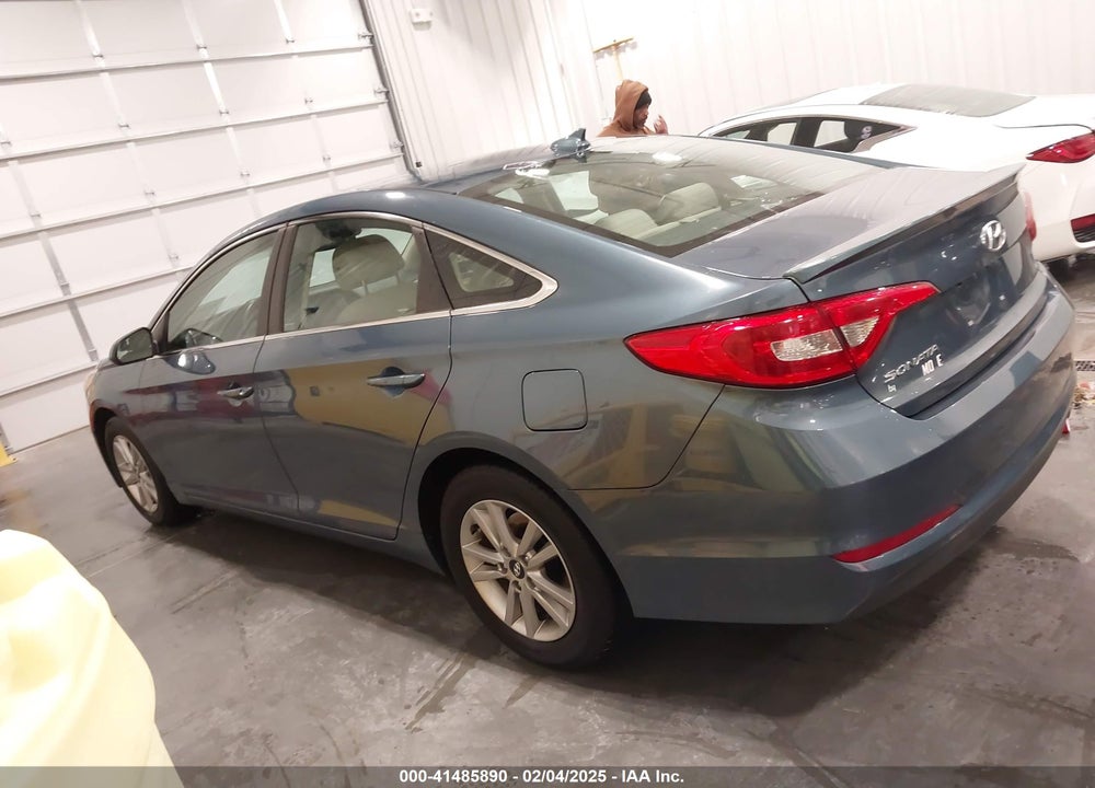 2015 HYUNDAI SONATA VIN: 5NPE24AFXFH214449