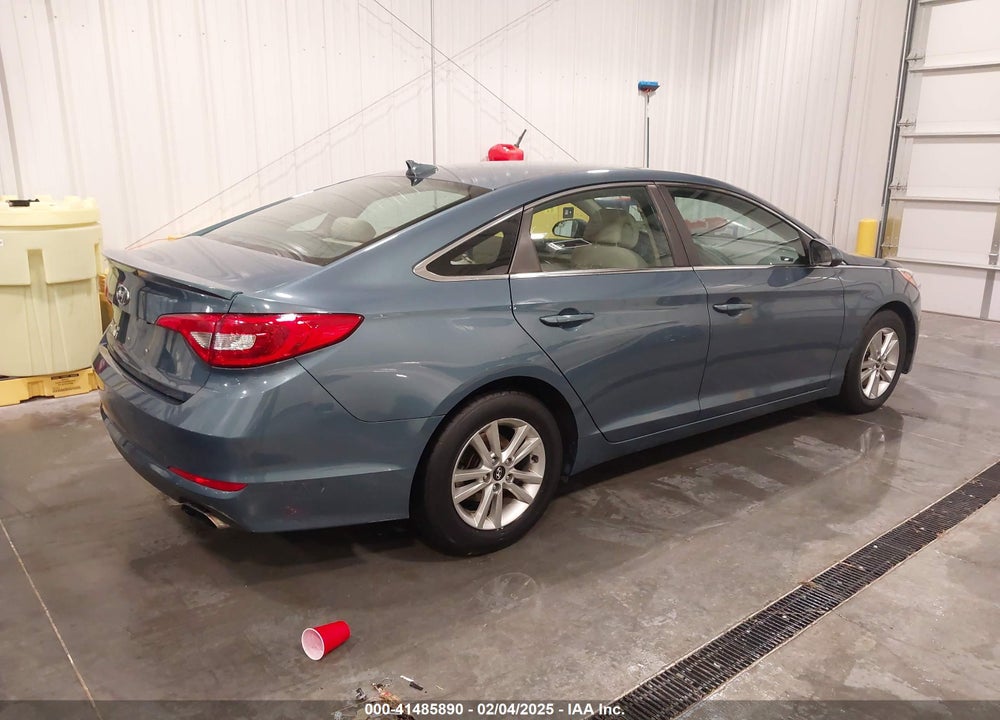 2015 HYUNDAI SONATA VIN: 5NPE24AFXFH214449