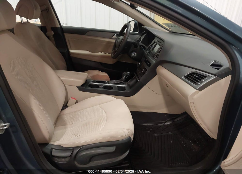2015 HYUNDAI SONATA VIN: 5NPE24AFXFH214449