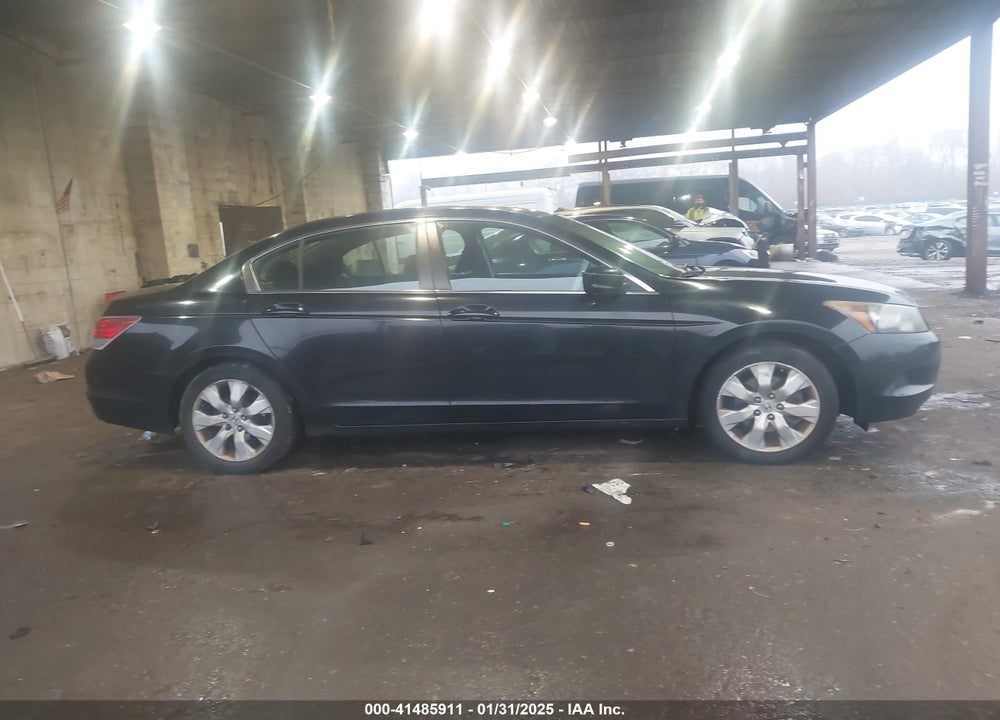 2010 HONDA ACCORD 2.4 EX VIN: 1HGCP2F74AA156077