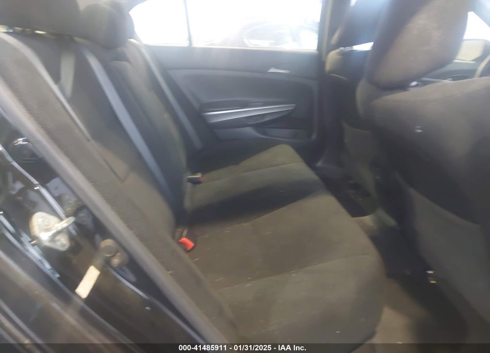 2010 HONDA ACCORD 2.4 EX VIN: 1HGCP2F74AA156077
